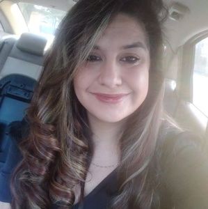 Meet your Posher, Lindsey